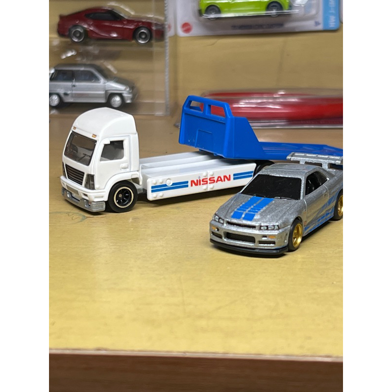 HOT WHEELS TOWING+R34 GT-R