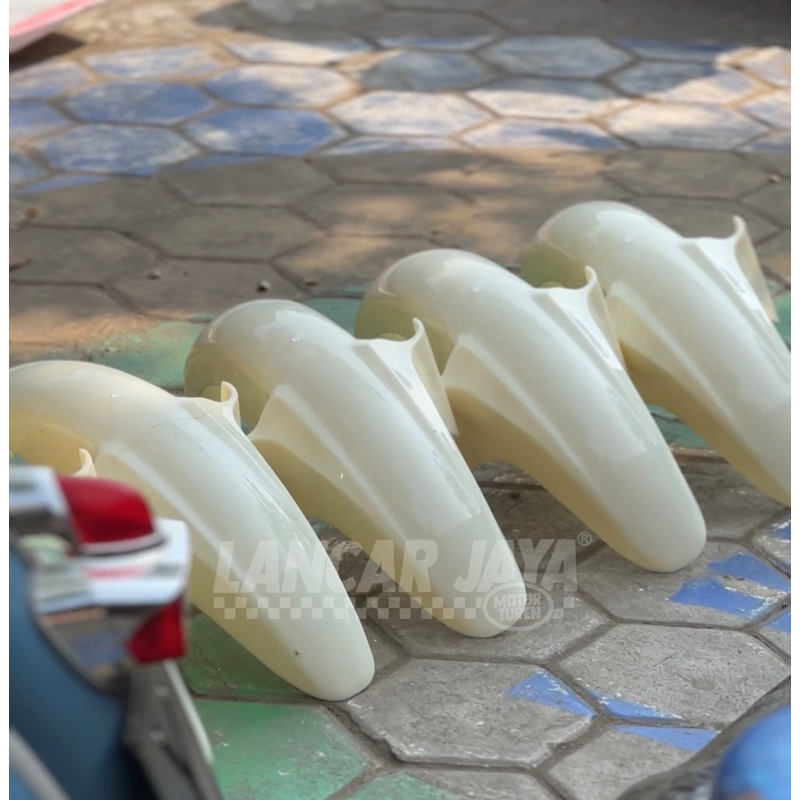 slebor depan spakbor kawasaki leo original  gading pnp cb gl100 glpro dll
