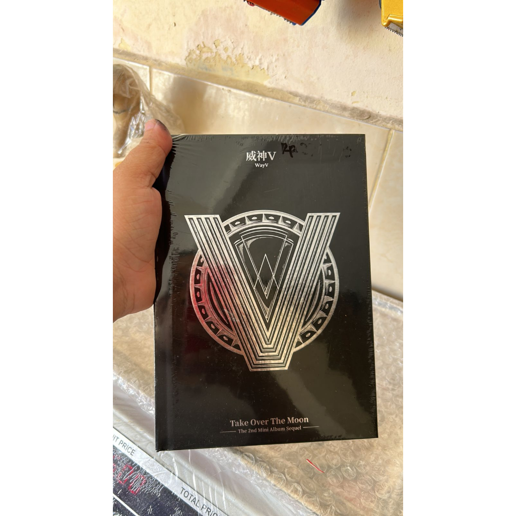 Ready Stock Album Sealed WAYV Take Over The Moon Black Versi