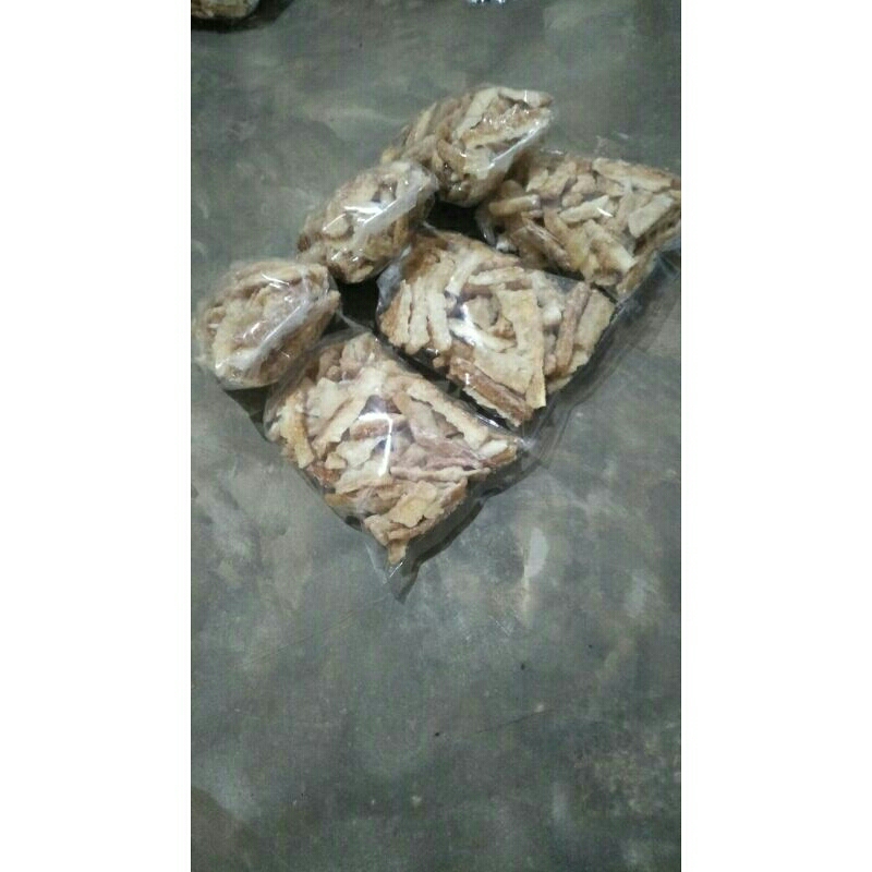 

Keripik singkong goreng lezat