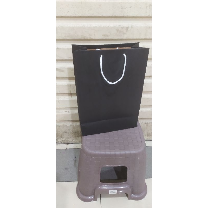 

paper bag polio hitam isi 12 pcs terlaris dan termurah