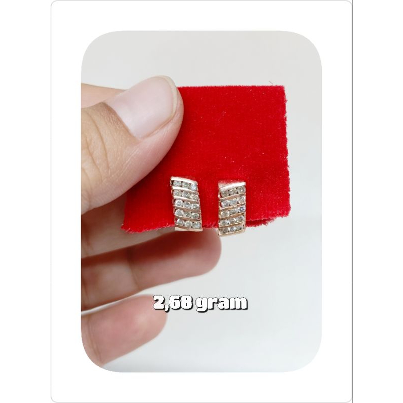 anting jepit berlian medan