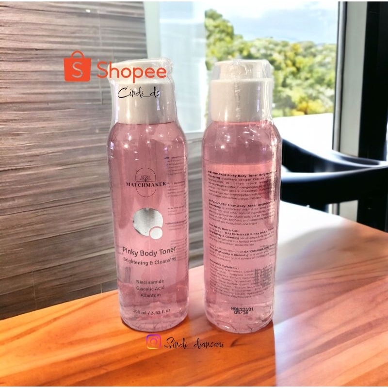 TONER BADAN tidak mengelupas ,membersihkan kotoran, dan mengangkat sel-sel kulit mati