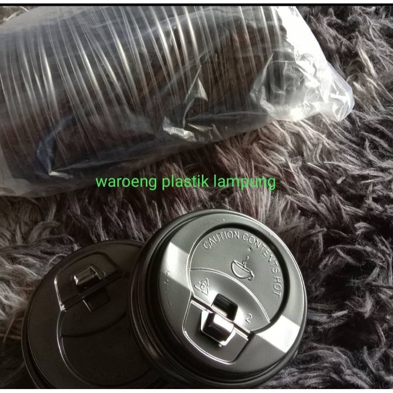

tutup papercup hitam 8oz