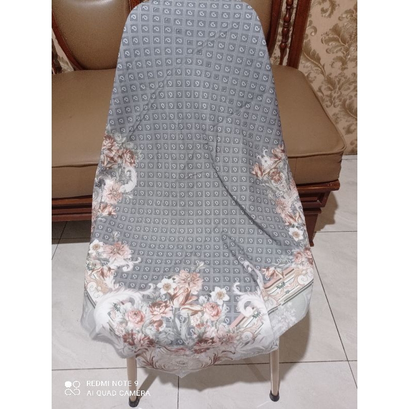 Preloved radwah scarf