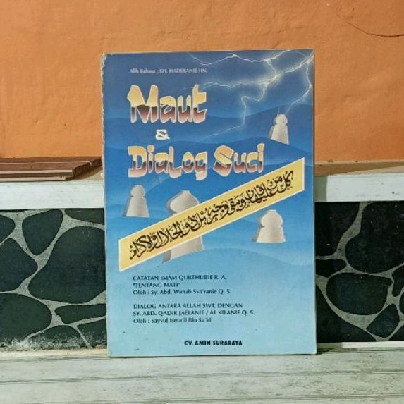 Buku Maut & Dialog Suci