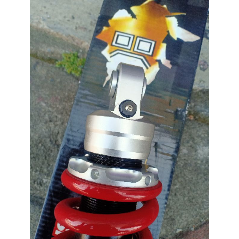 SOK BELAKANG SATRIA FU CLIK NON TABUNG WARNA MERAH SHOCKBREAKER SUZUKI FU ANSWER KLIK NON TABUNG MER