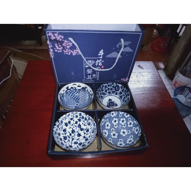 Peralatan makan Set Mangkok Keramik
