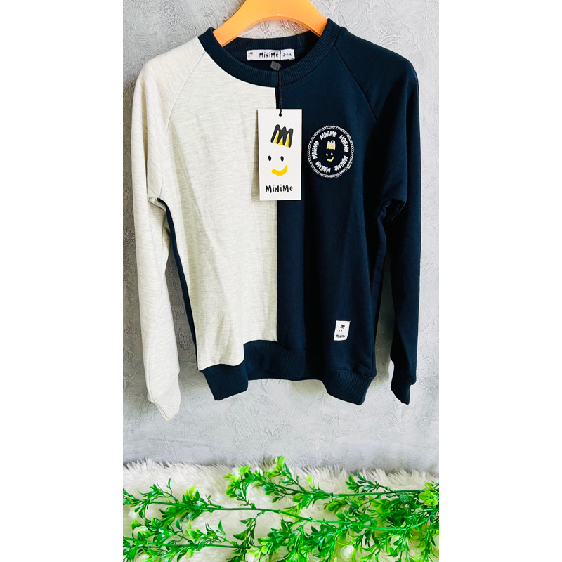 ABYAD SWEATER (ORIGINAL)