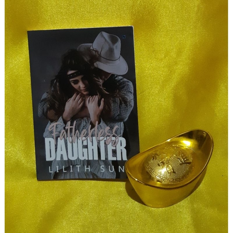 FATHERLESS DAUGHTER - Lilith Sun