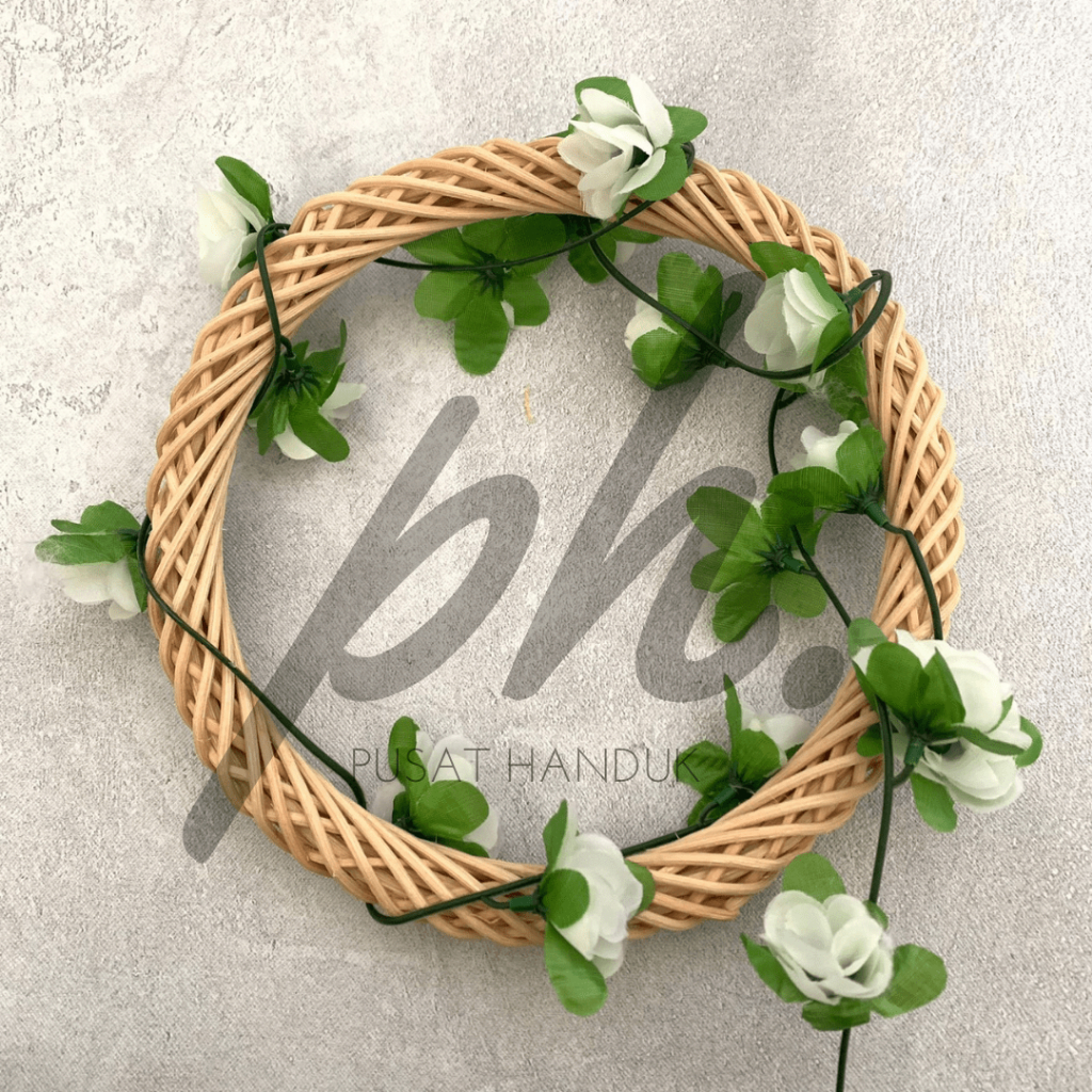 TK RING ROTAN ULIR DIAMETER 20 CM - DEKORASI LAMARAN PERNIKAHAN AKAD - PROPERTI FOTO