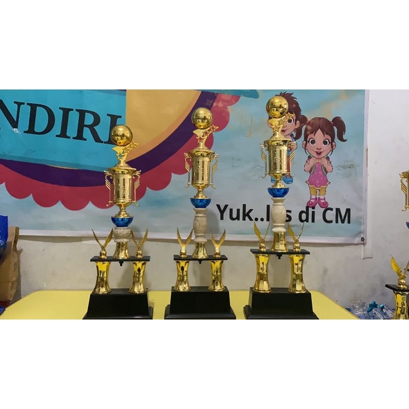 piala marmer pontianak kalbar