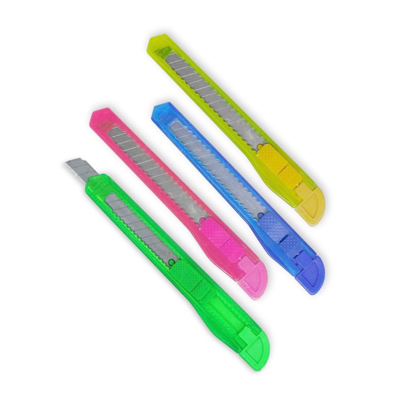 

Cutter Serbaguna Bervariasi Warna 13cm Tajam&Tahan