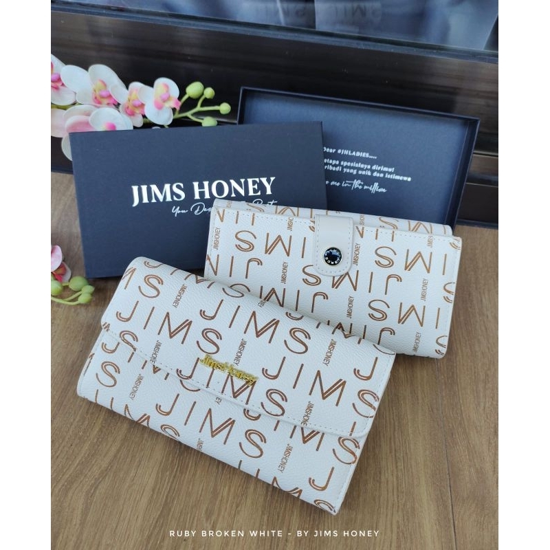 Ruby wallet by Jims Honey