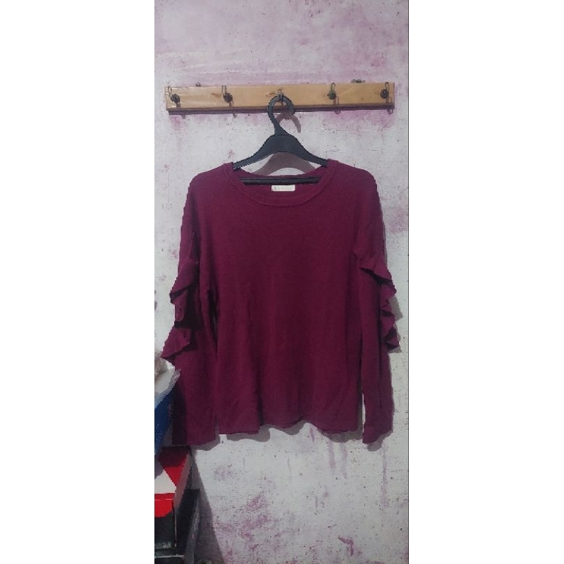 SALE  Sweater Ruffle Magenta