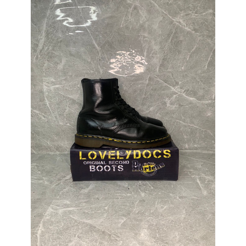 Dr martens 1460 england ,