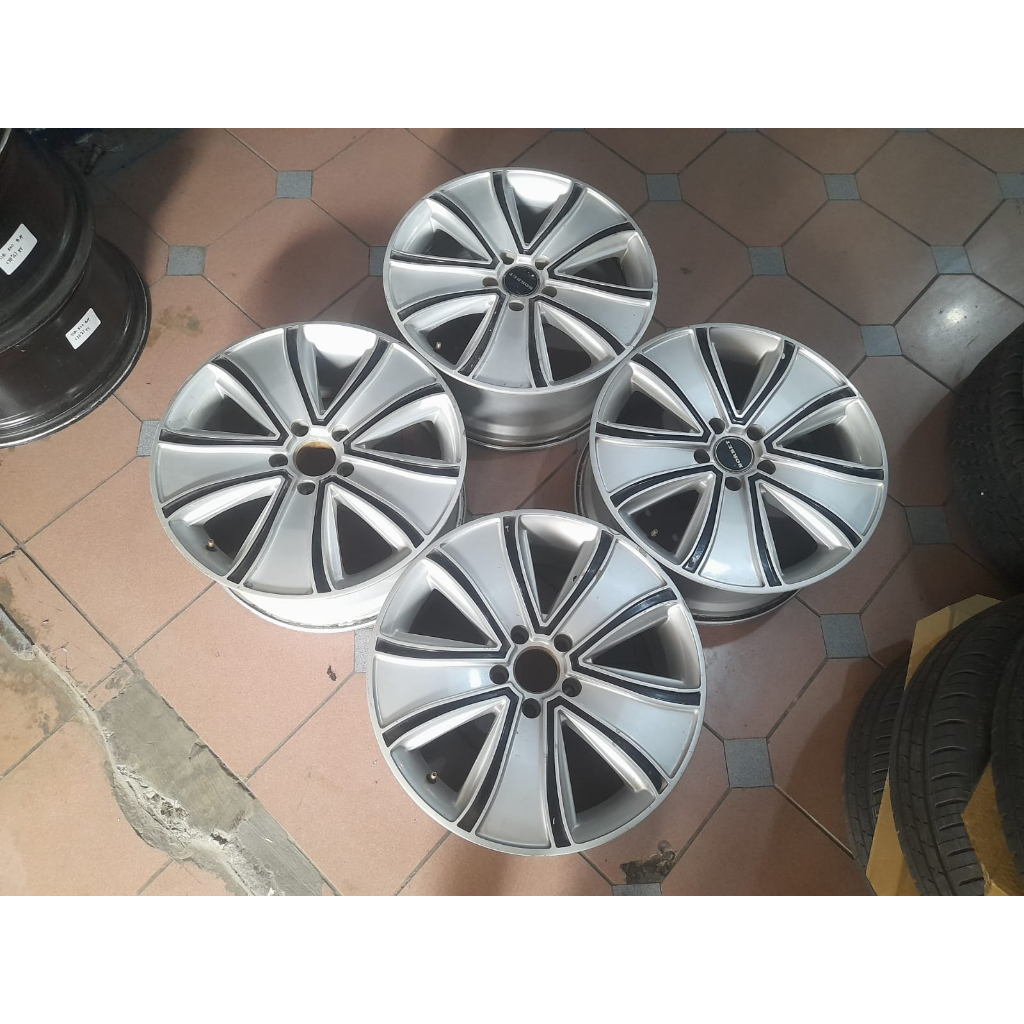 VELG BEKAS MOBIL RACING SOVERIGEN RING 18 HOLE 5X114 U/ CRV INOVA ALPHARD X TRAIL