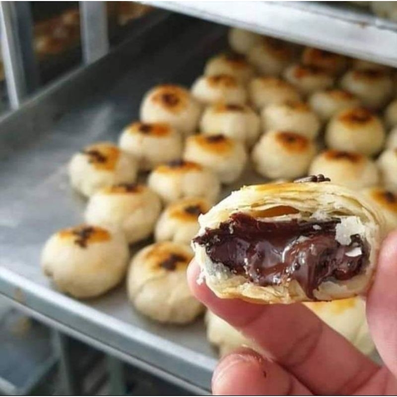 

SNACK KILOAN 350gr PIA MIRAH MAKASSAR CEMILAN MURAH