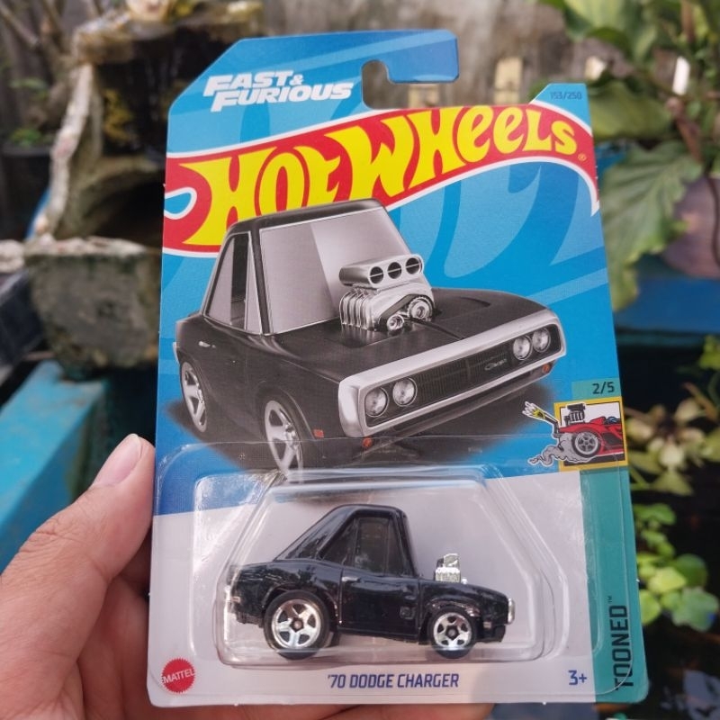 Hot Wheels '70 Dodge Charger