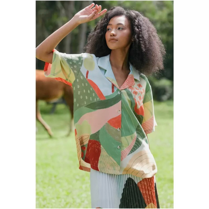 Kyrra Noura shirt kemeja wanita preloved