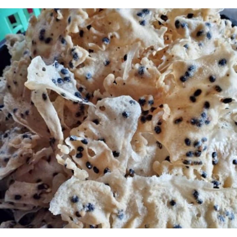 

peyek kedelai (tumpi) kriuk 250gram