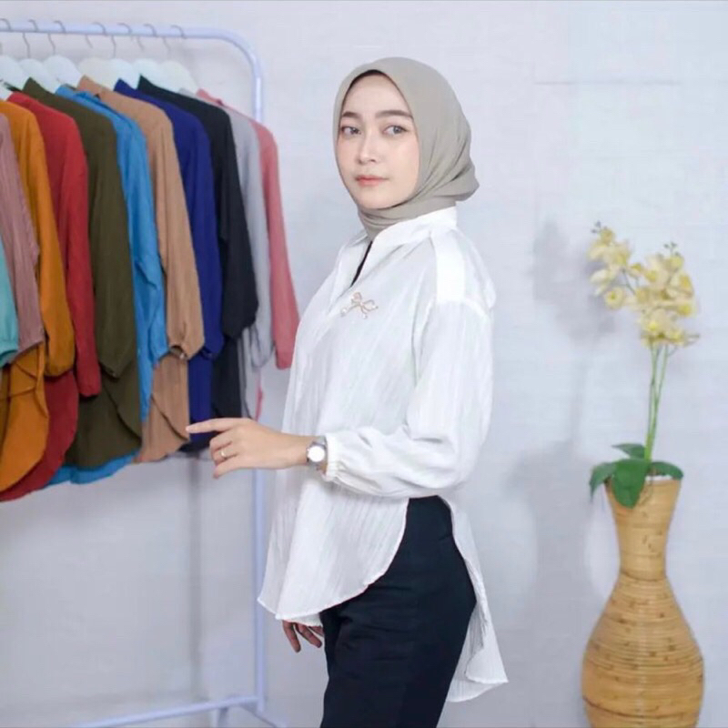 [Outer] Kemeja blouse Livia Bahan lady Crush Motif Polos Elegant By Netshop fashion