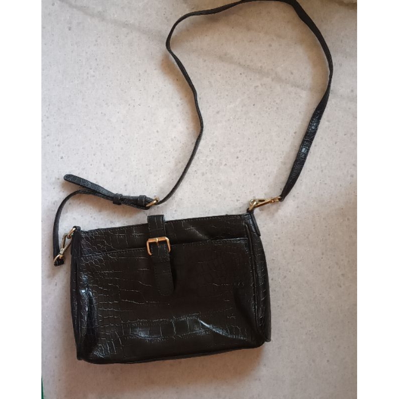 Sling Bag Lulu Casta Croco 2nd Like New