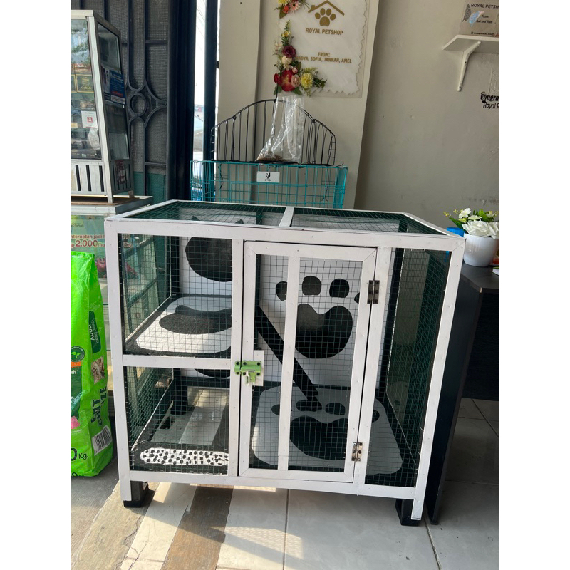 Kandang kucing 2 tingkat