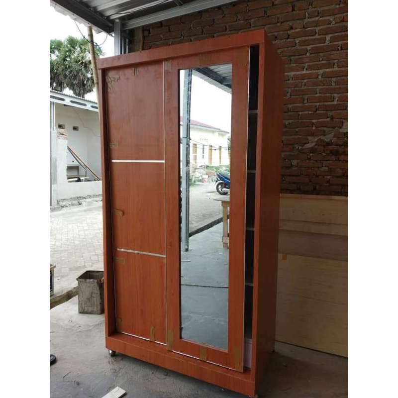 LEMARI PAKAIAN/LEMARI BAJU/BAHAN HPL