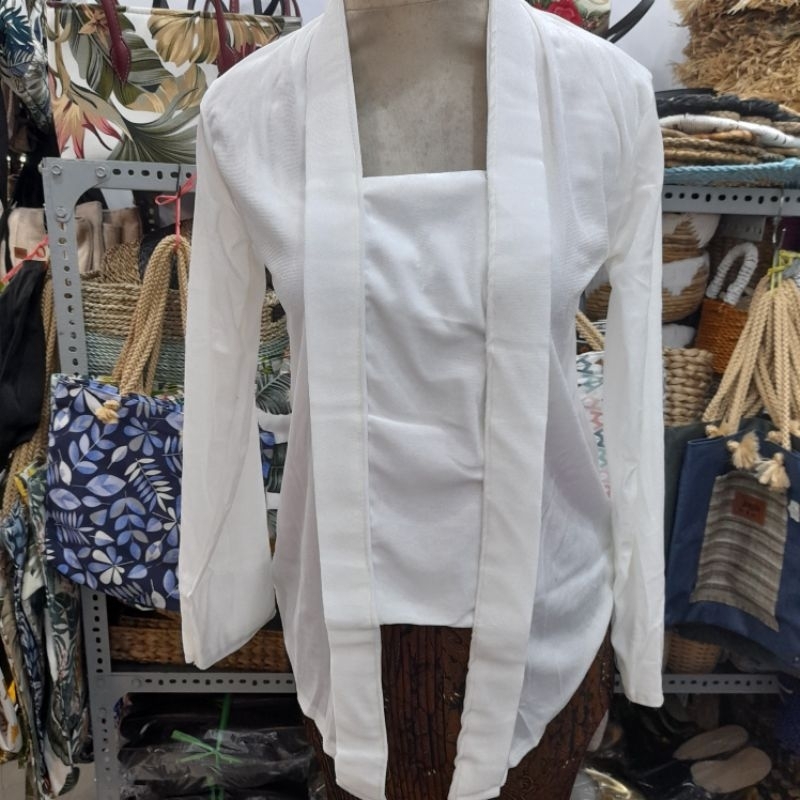 Kebaya Bludru Putih uk M