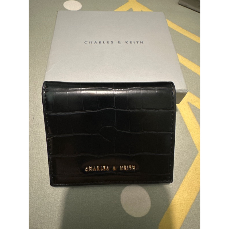 dompet mini charles and keith croco hitam