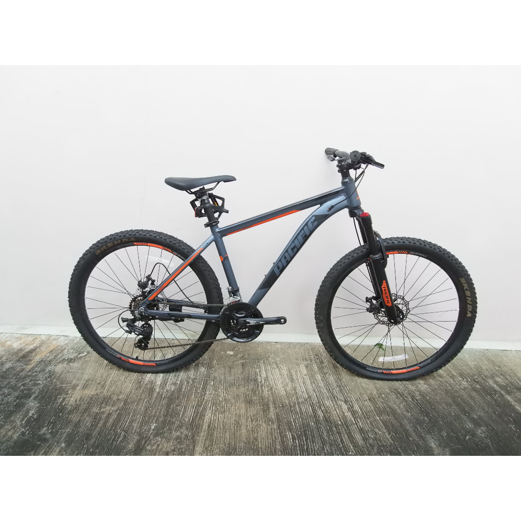 Pacific Sepeda Gunung 26 Inch Invert 2.0
