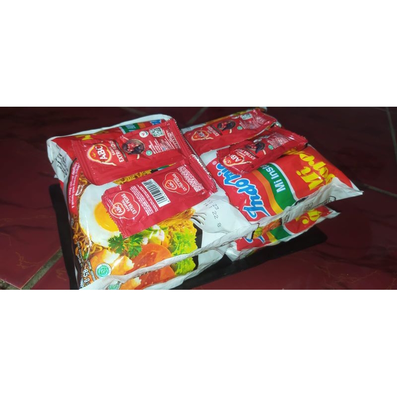 

indomie sharing