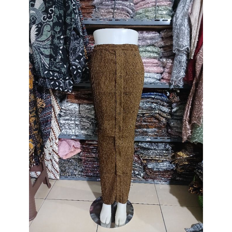 Rok Plisket Wiru Sido Mukti Tua