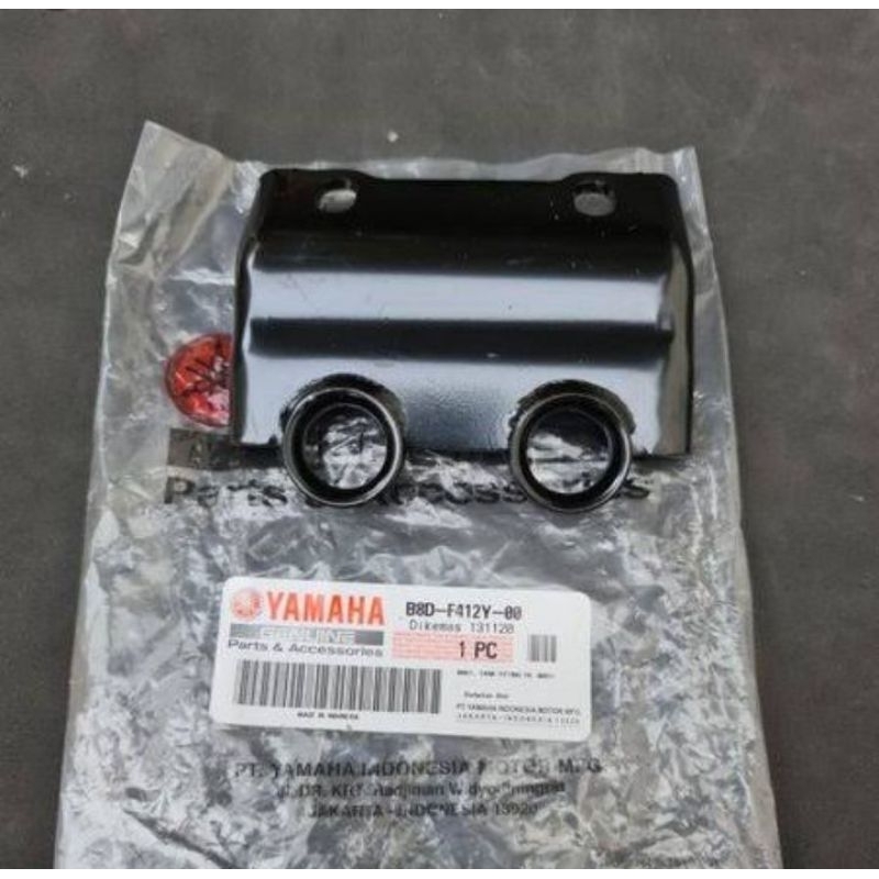 BRACKET TANGKI BENSIN MT15 ORIGINAL