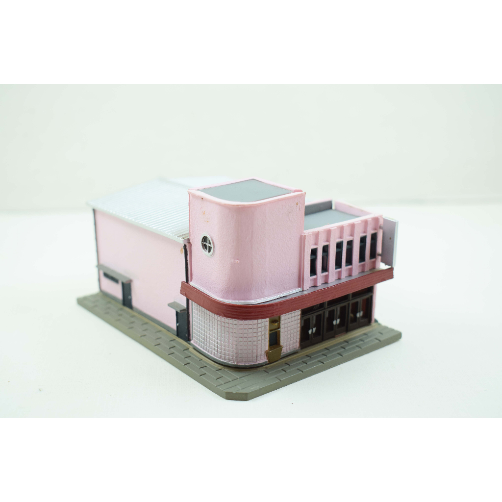 Miniatur Gedung Pink Skala N 1:150