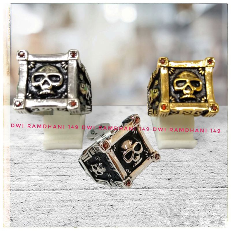 Cincin Tengkorak Titanium Skull Ring Pria Metal