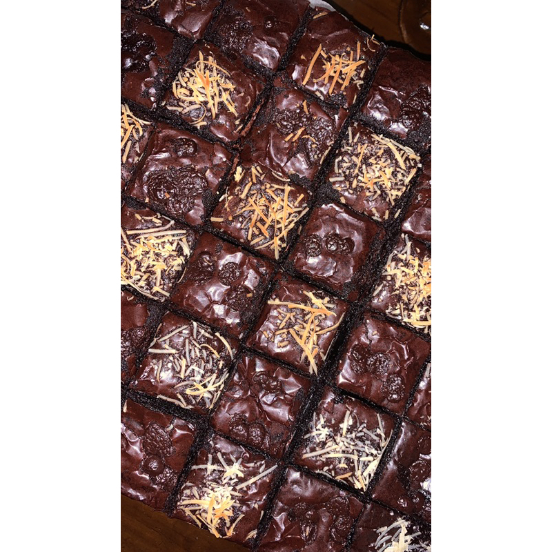 

Fudgy Brownies Premium