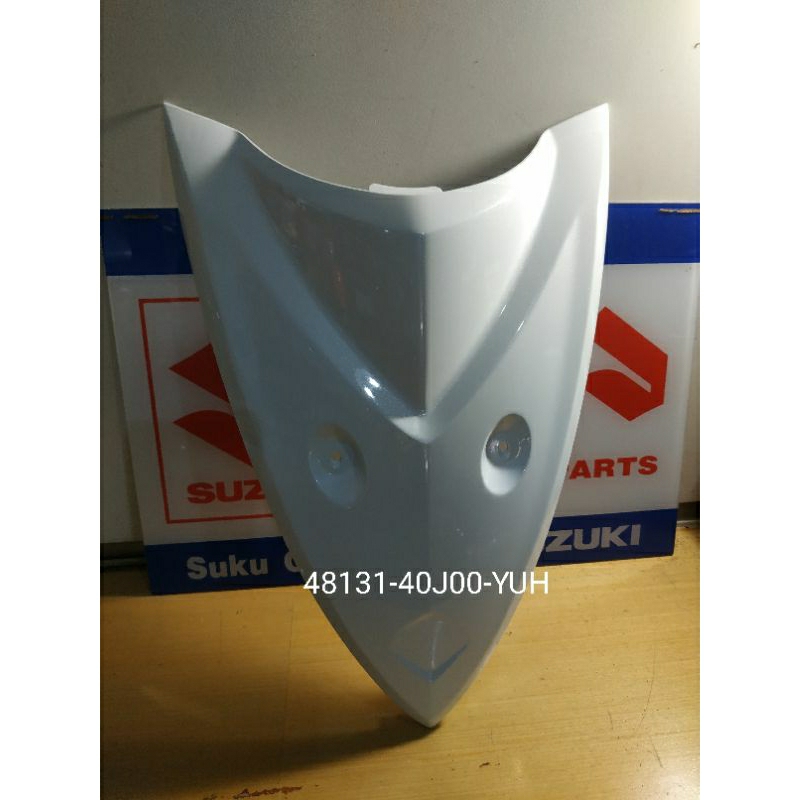 Tebeng Tameng segitiga depan Suzuki Address warna Putih