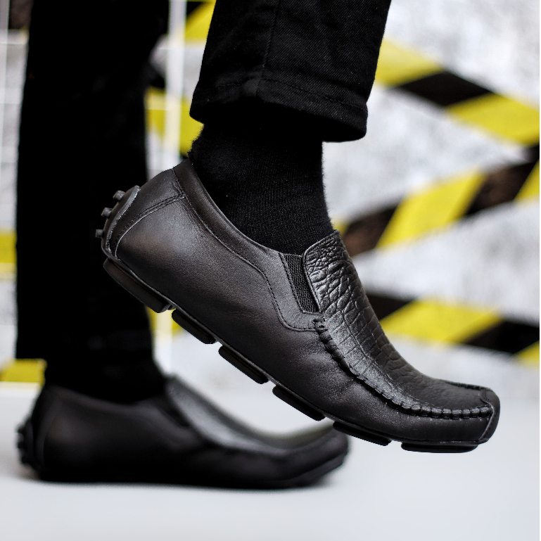 PROMOO DISKON Sepatu Semi Formal Pria Pantofel Kulit Asli Sepatu Tali Import Kerja Sport Terbaru Sep