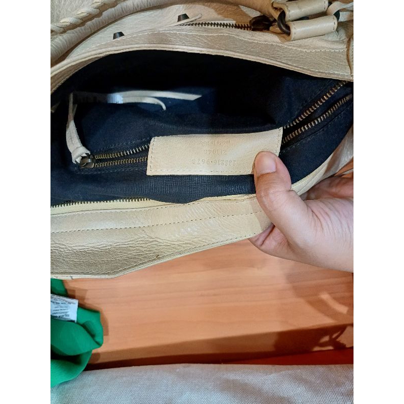 Tas balenciaga preloved authentic tahun lama