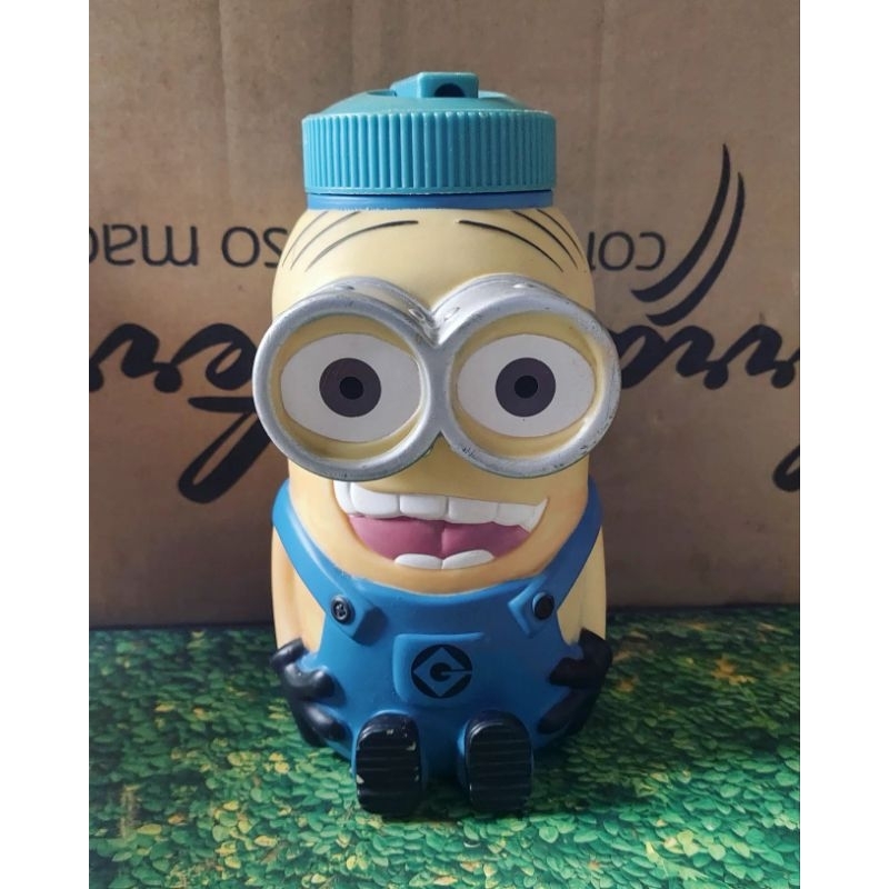 Preloved Figure Original Tumbler Universal Studio Botol Minuman Minion