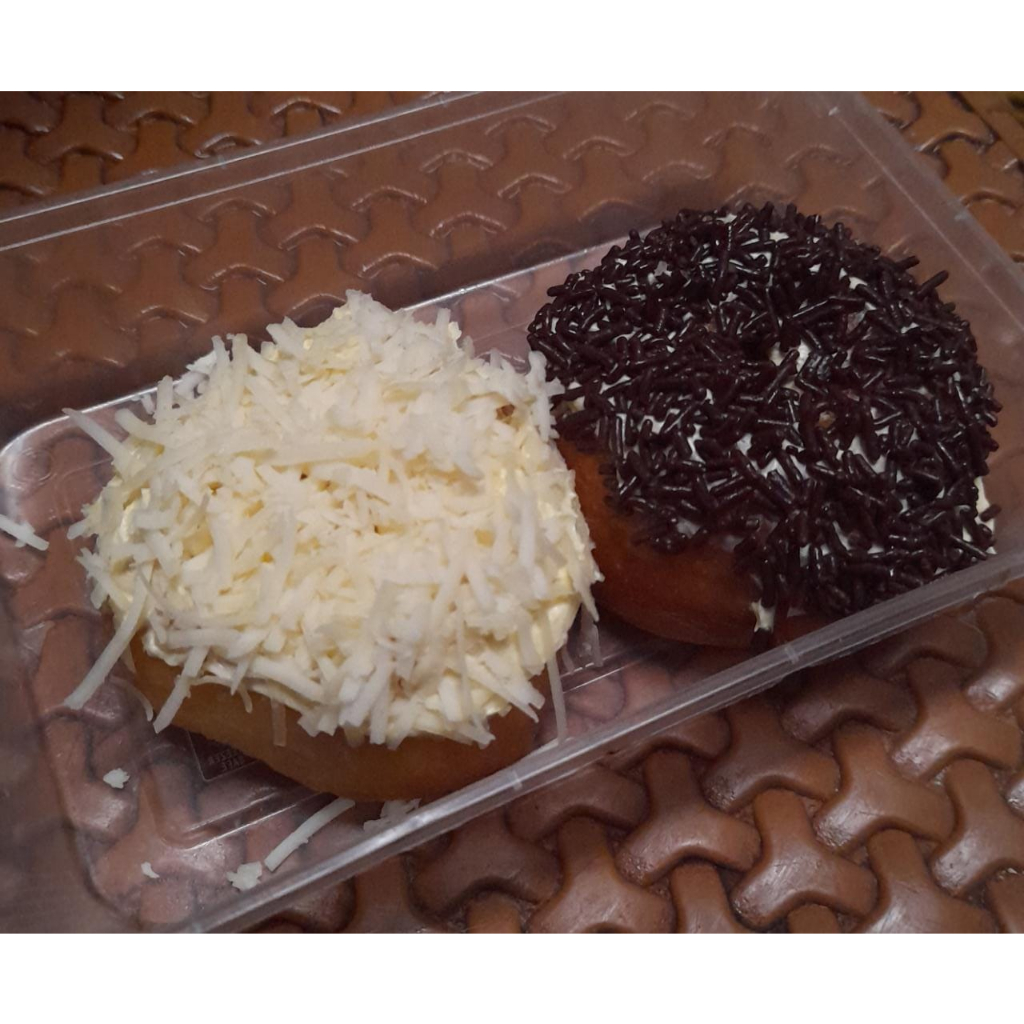 

Donat FROZEN PRE ORDER Lembut ala jco homemade