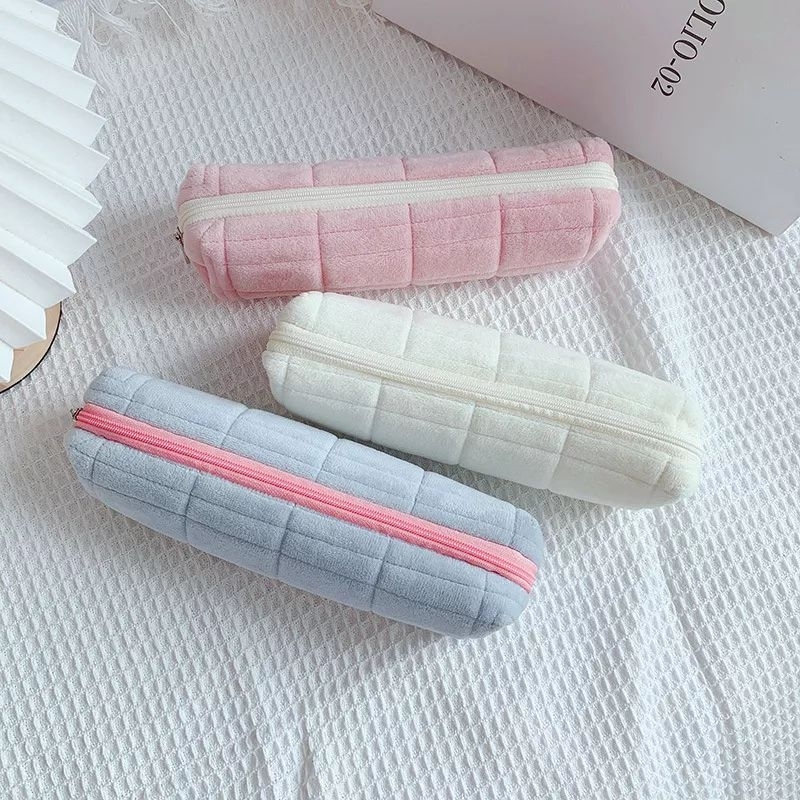 

Tempat Pensil Lucu/Pensil Case/Pensil Pouch/Tepak Sleting Bulu Kotak Simple Warna Pastel Macaron