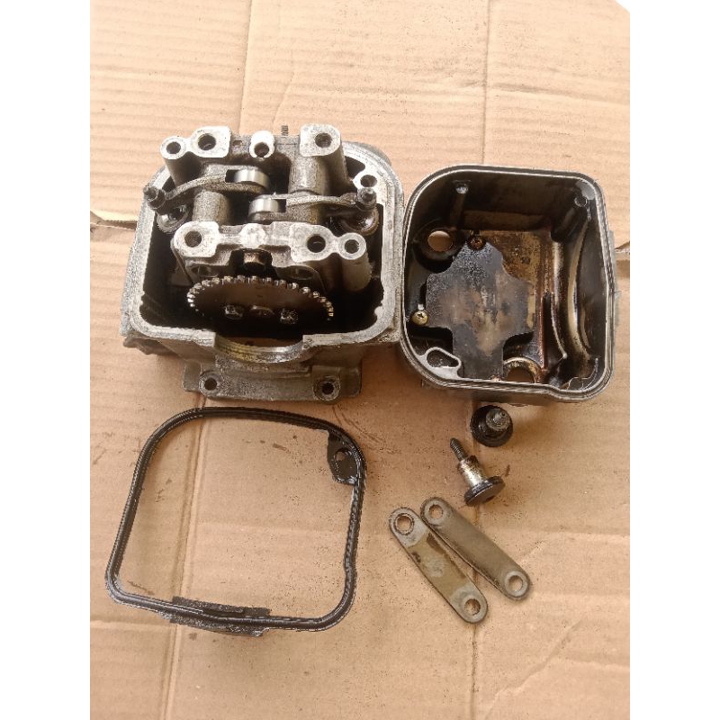 BLOK HEAD/BLOK KLEP BEAT KARBU/SCUPY KARBU KODE KVY FULL SET ORIGINAL