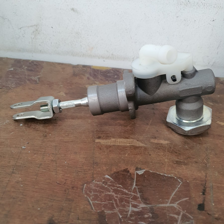 Navara Np300 D40 D23 clutch master kopling atas Nissan