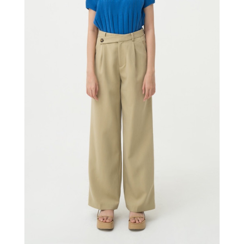 3MONGKIS X ELXI ELVINA Elxi's Asymmetrical Waist Pants Size S - Khaki