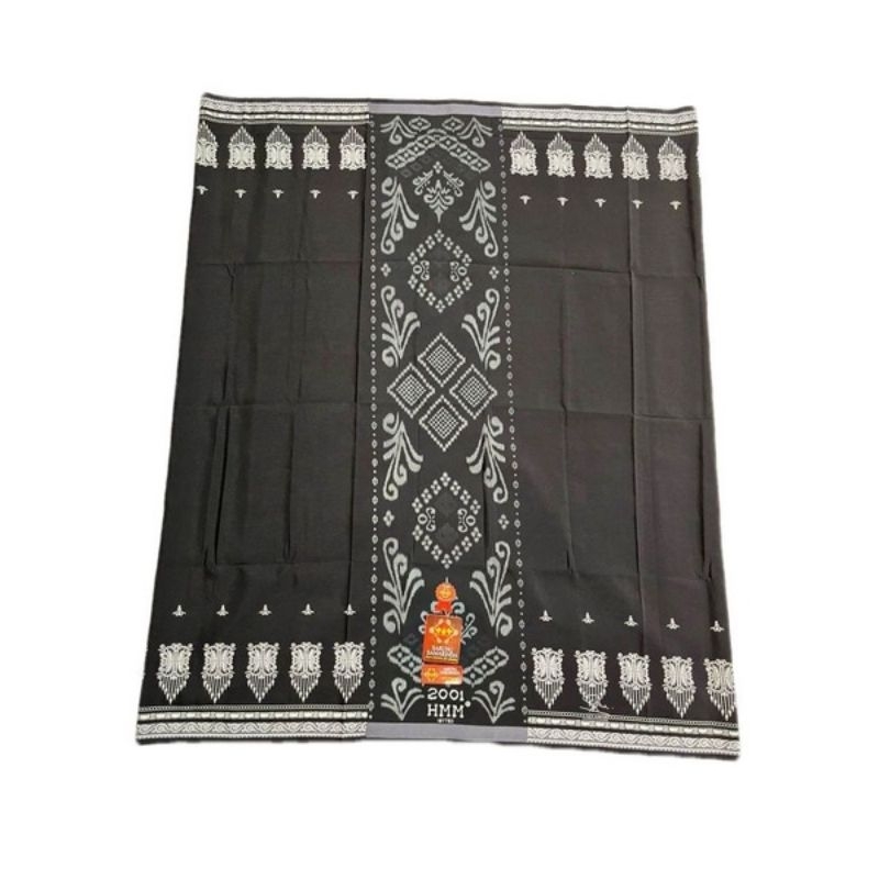 Aulia - Sarung Samarinda HMM Pintu Aceh//Sarung HMM Motif Pintu Aceh Polos