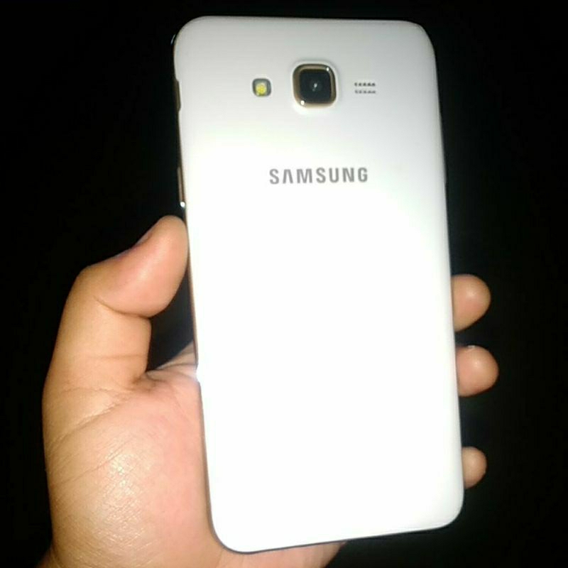Samsungj7