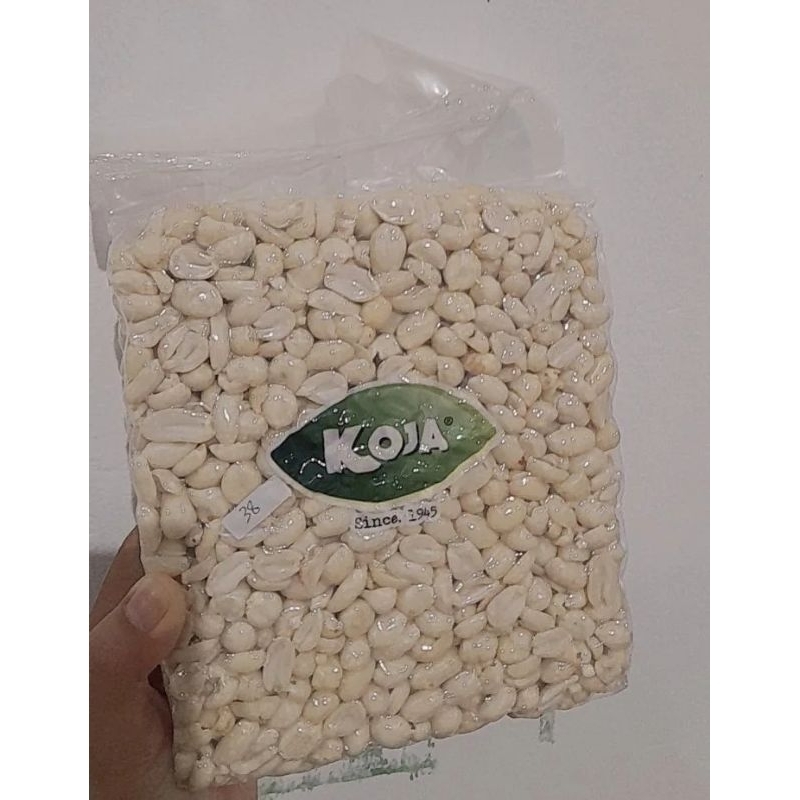 

Kacang kupas